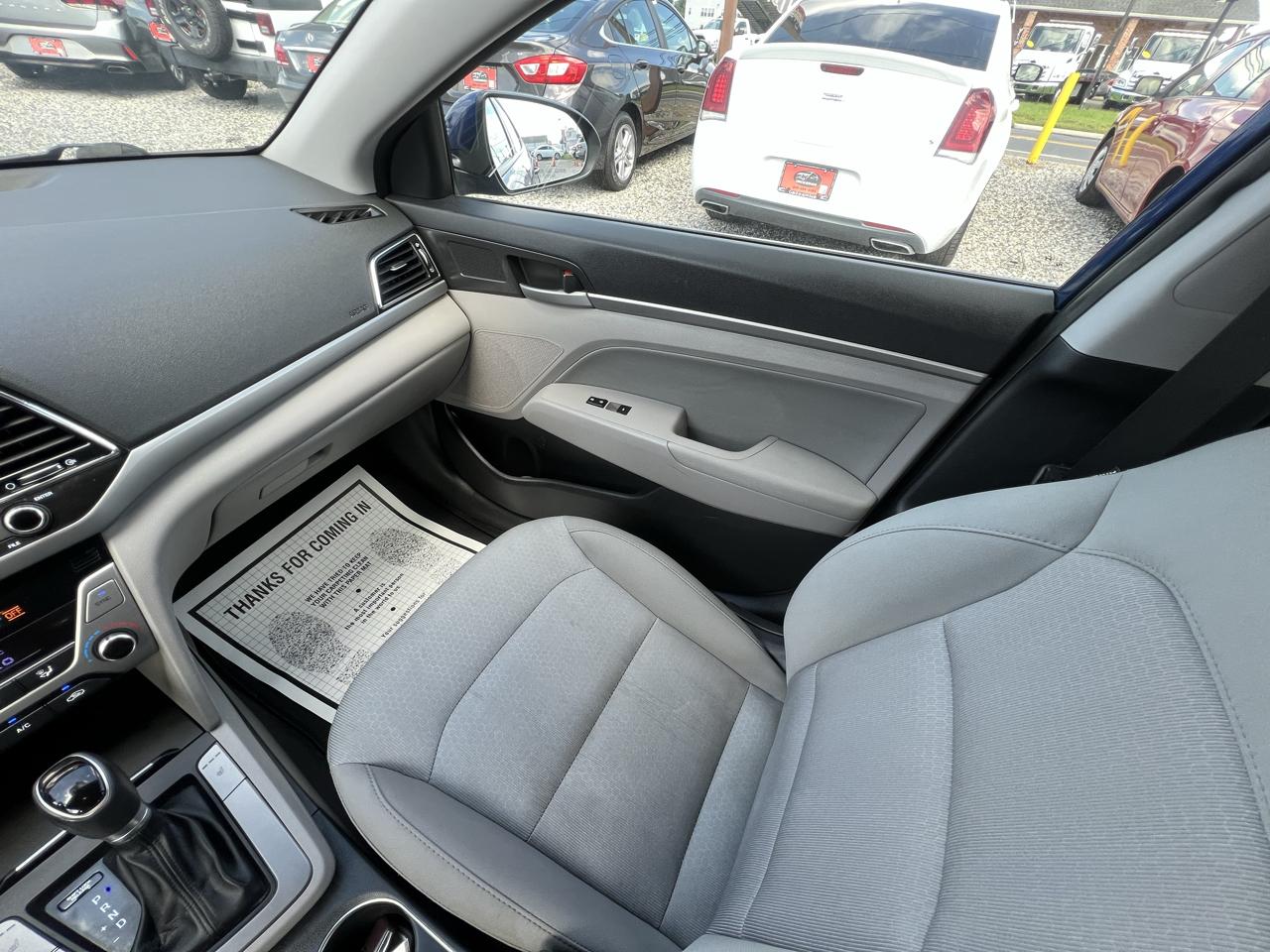 Hyundai Elantra 4dr Sdn Auto Limited SE 2017