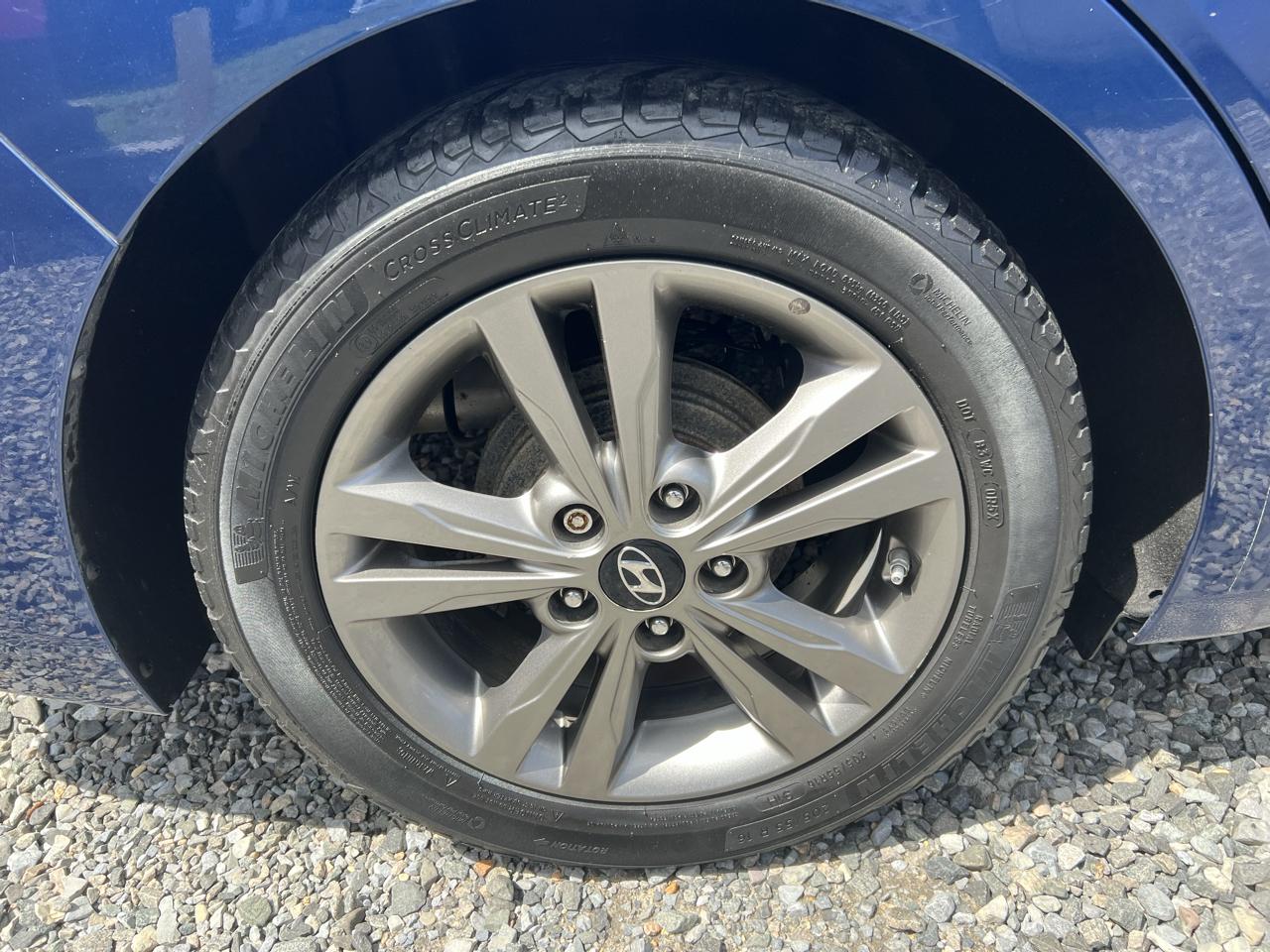 Hyundai Elantra 4dr Sdn Auto Limited SE 2017