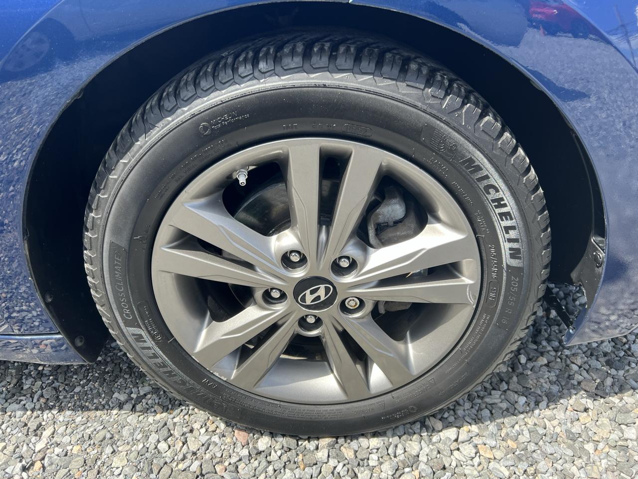 Hyundai Elantra 4dr Sdn Auto Limited SE 2017