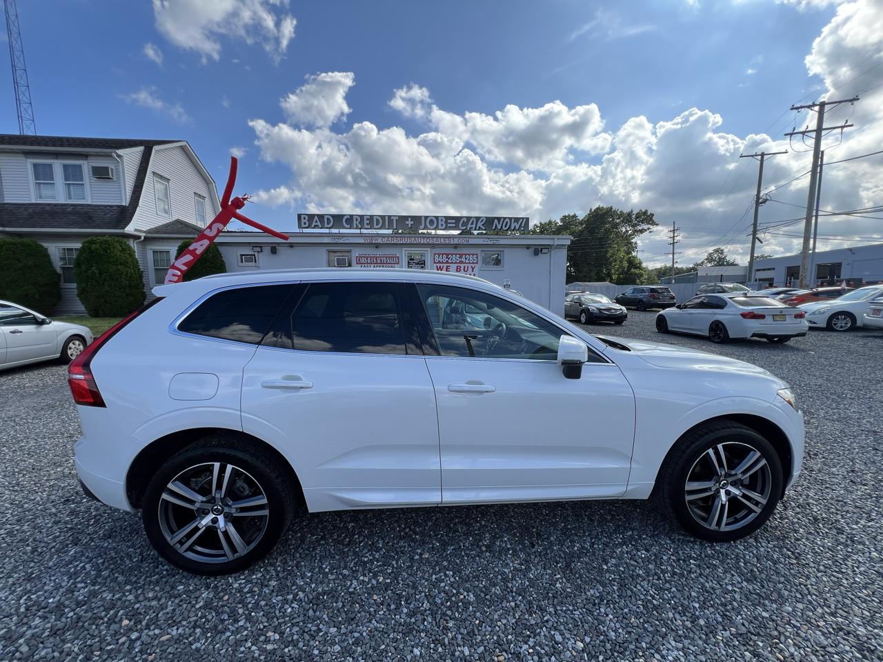 Volvo XC60 T5 Momentum AWD 2021