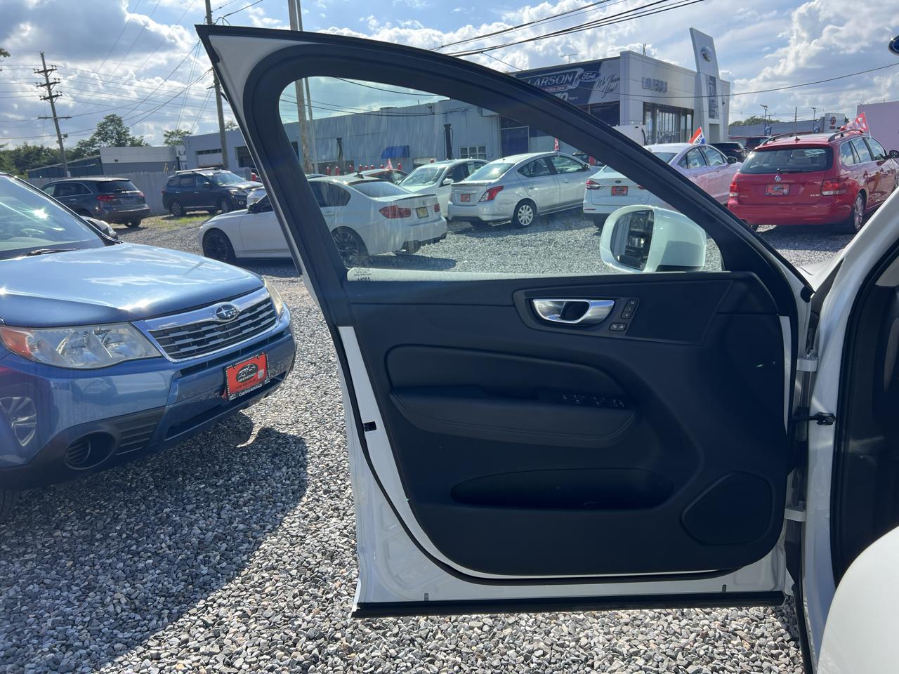 Volvo XC60 T5 Momentum AWD 2021