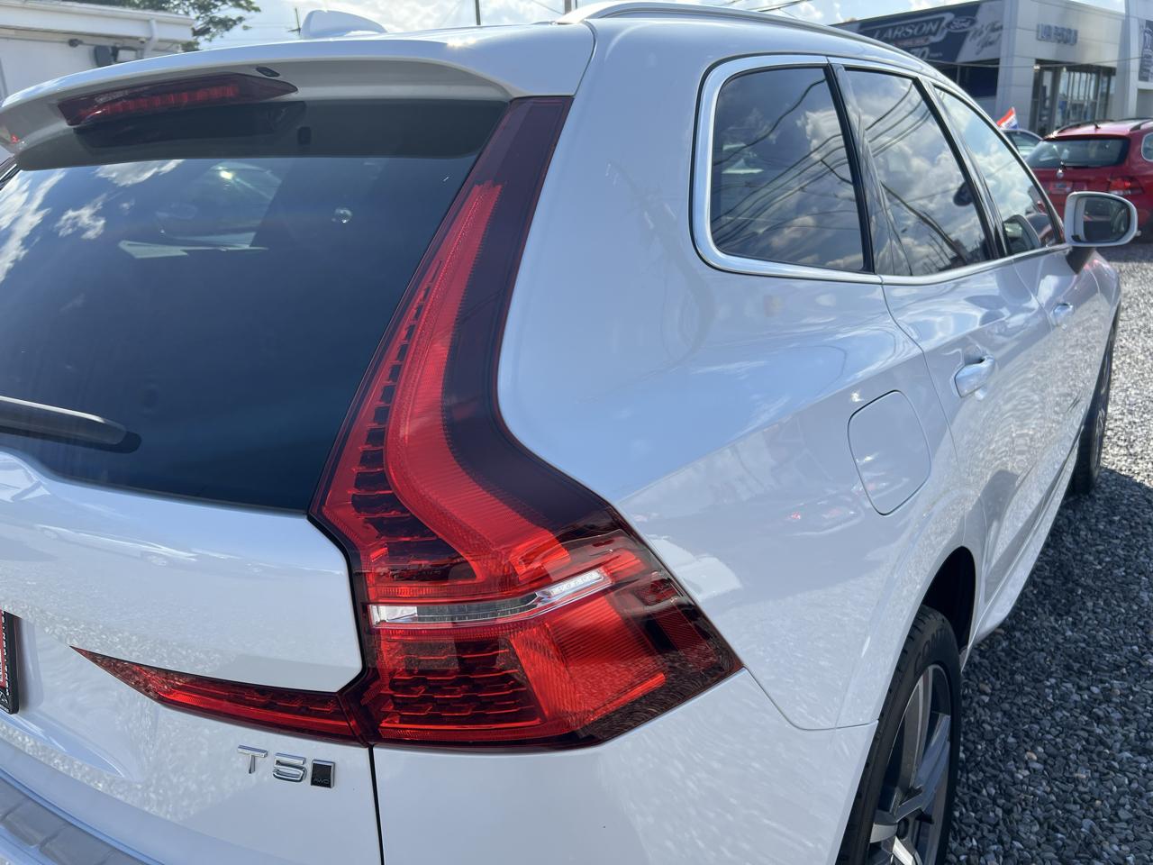 Volvo XC60 T5 Momentum AWD 2021