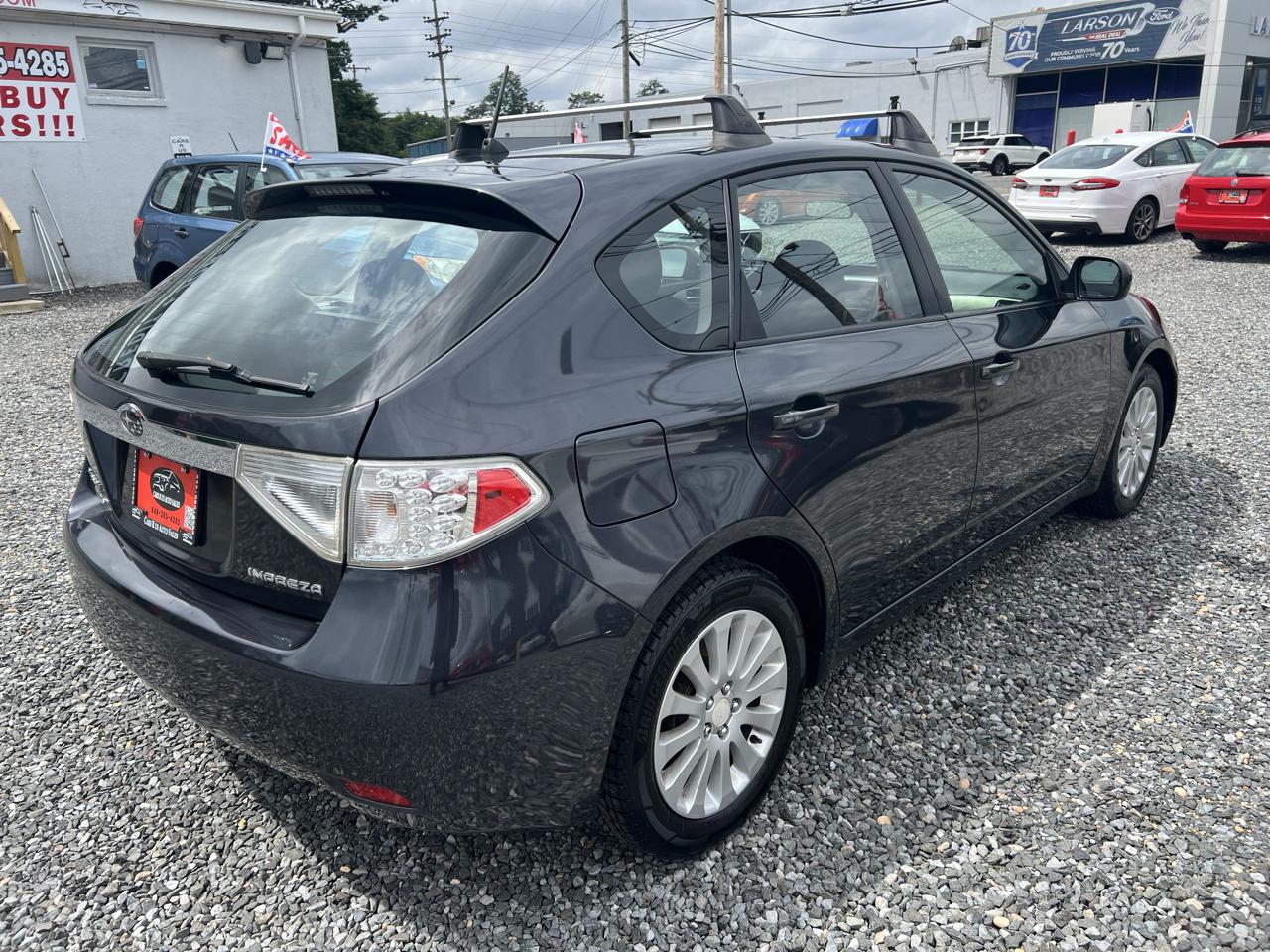 Subaru Impreza 2.5i Premium 4-Door 2010