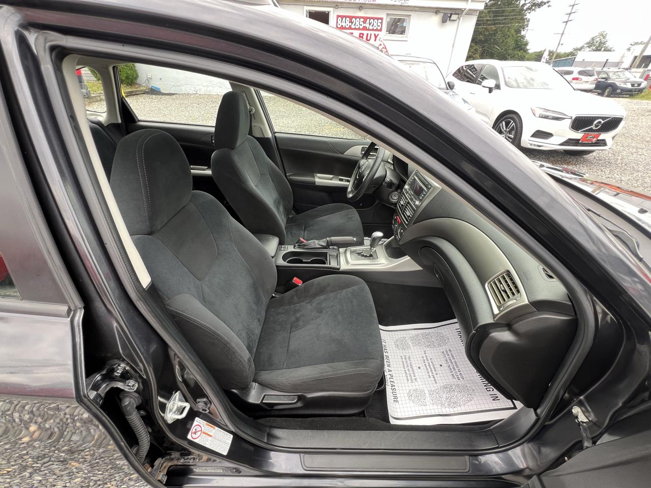 Subaru Impreza 2.5i Premium 4-Door 2010