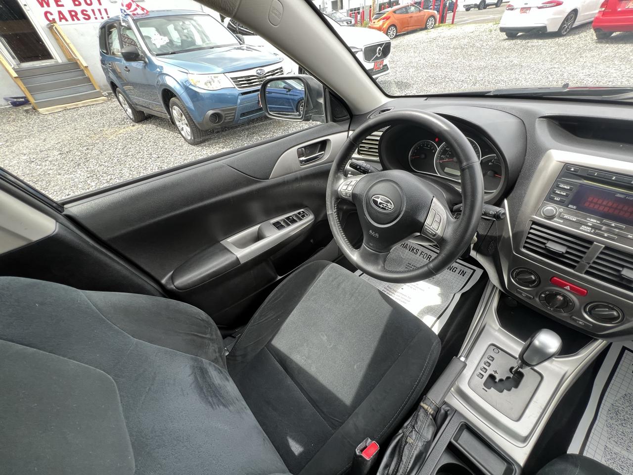 Subaru Impreza 2.5i Premium 4-Door 2010