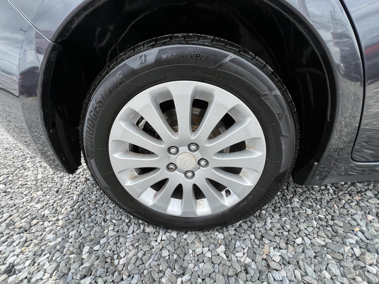 Subaru Impreza 2.5i Premium 4-Door 2010