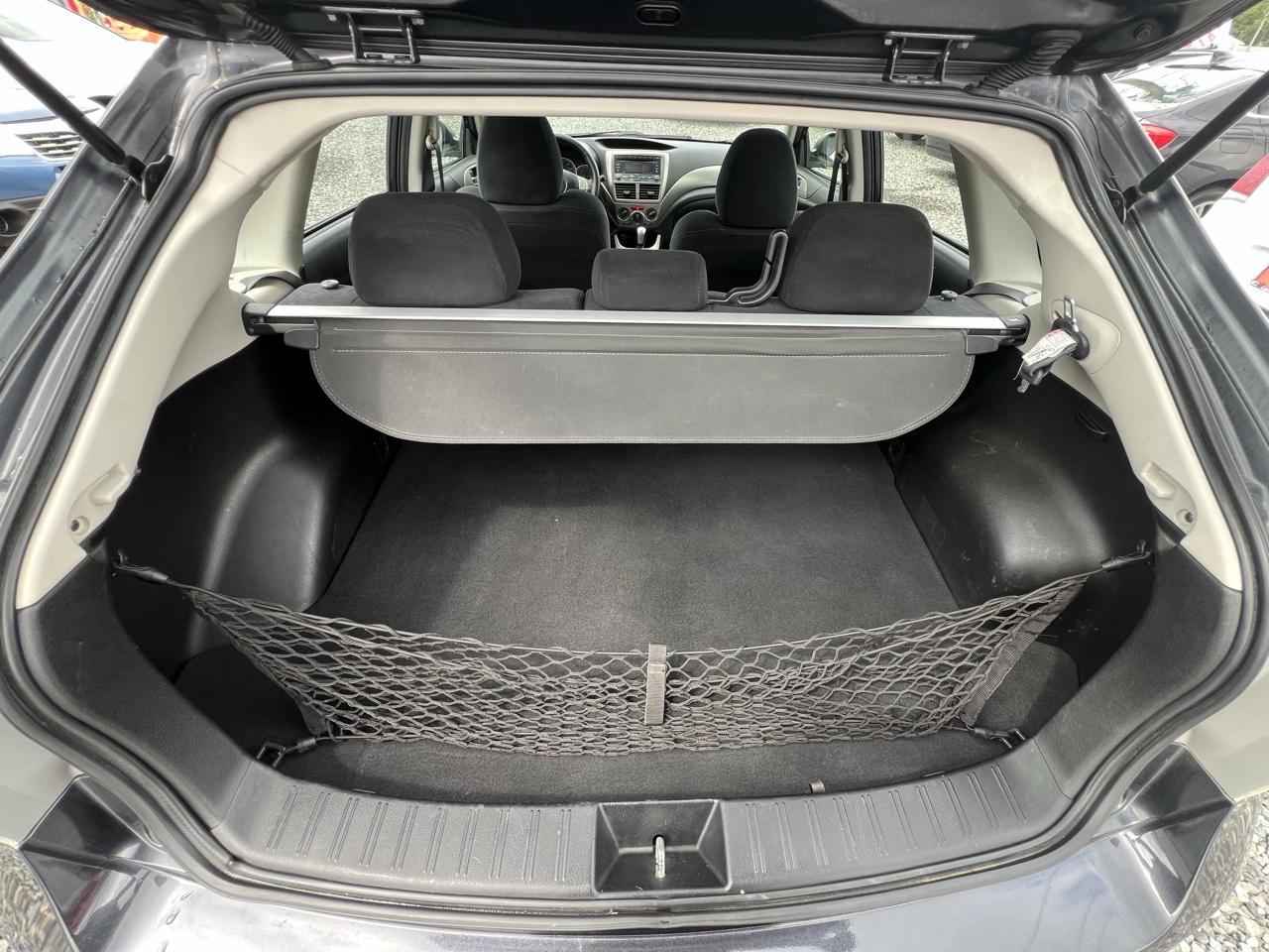 Subaru Impreza 2.5i Premium 4-Door 2010
