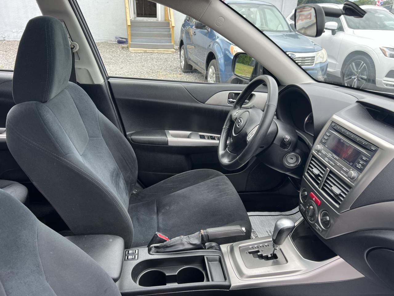 Subaru Impreza 2.5i Premium 4-Door 2010