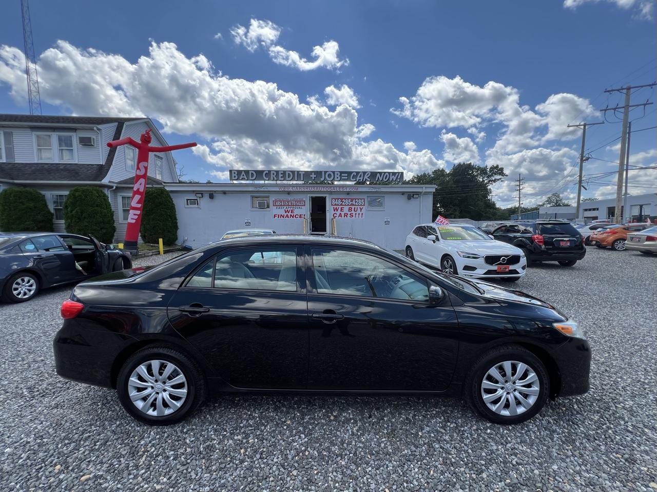 Toyota Corolla 4dr Sdn LE Auto 2012