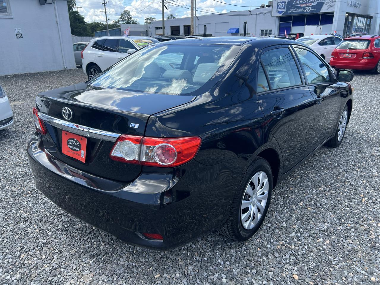 Toyota Corolla 4dr Sdn LE Auto 2012