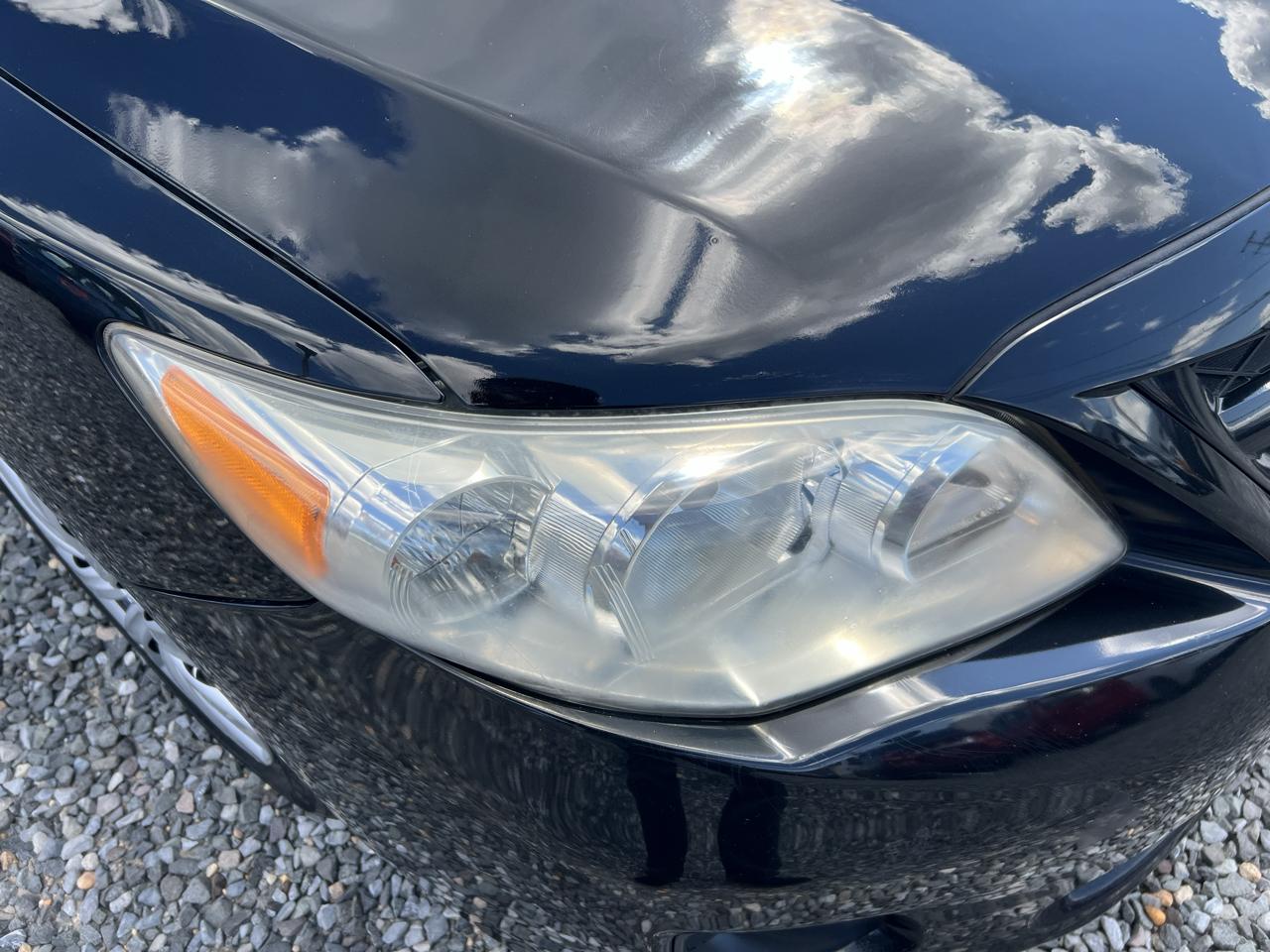 Toyota Corolla 4dr Sdn LE Auto 2012