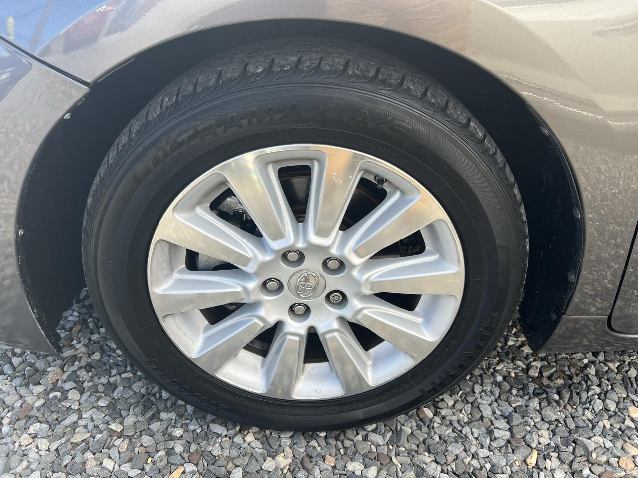 Toyota Sienna Limited AWD 7-Passenger V6 2013