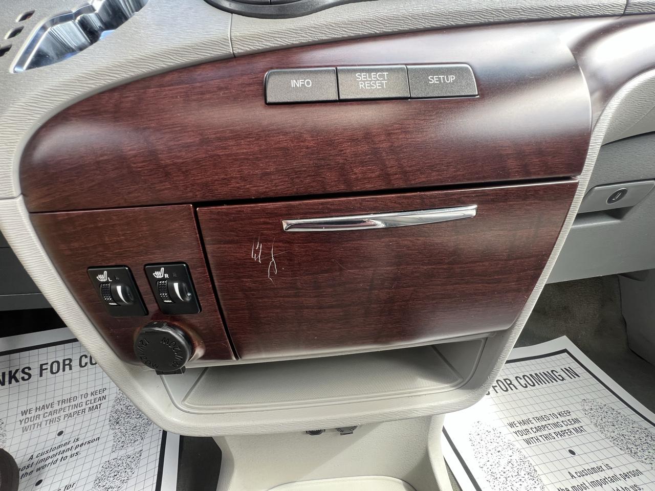 Toyota Sienna Limited AWD 7-Passenger V6 2013