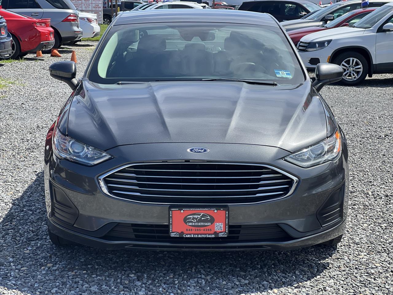 Ford Fusion Hybrid SE 2020