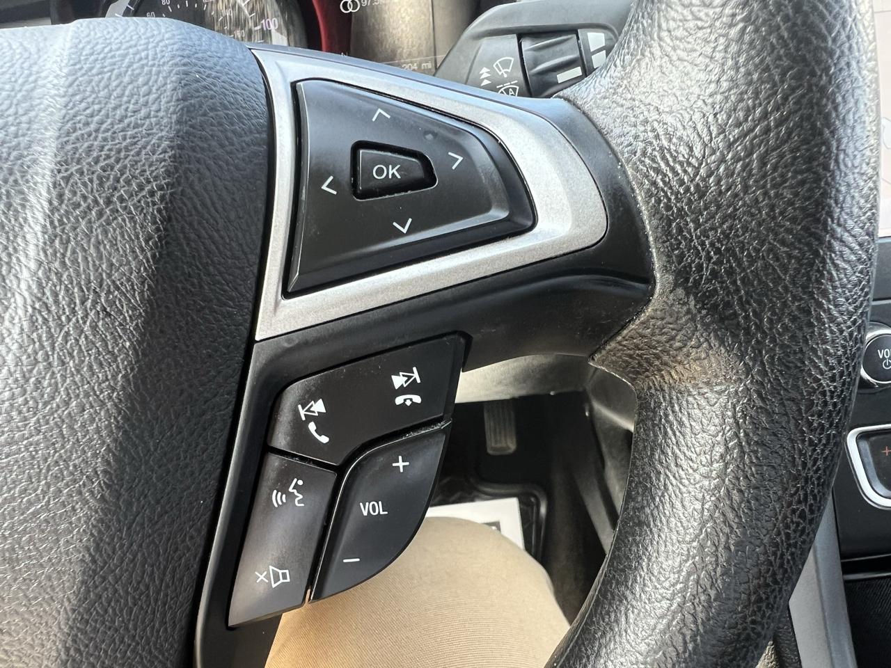Ford Fusion Hybrid SE 2020