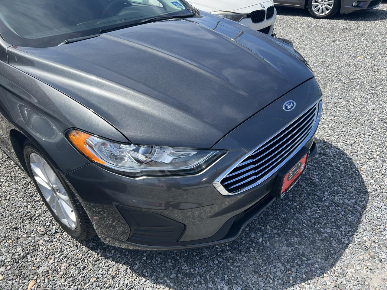 Ford Fusion Hybrid SE 2020