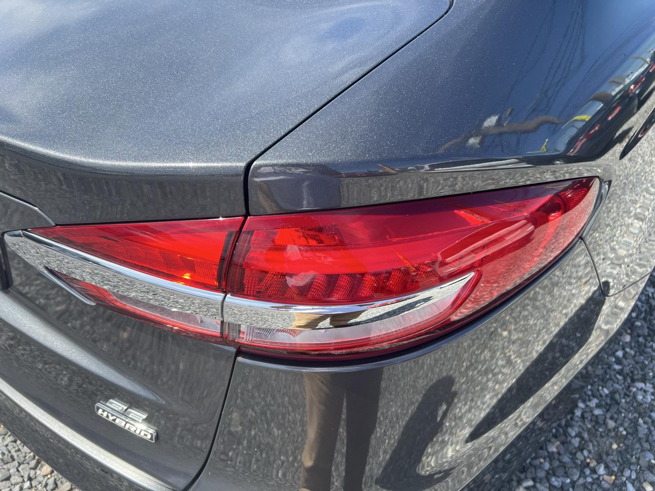 Ford Fusion Hybrid SE 2020