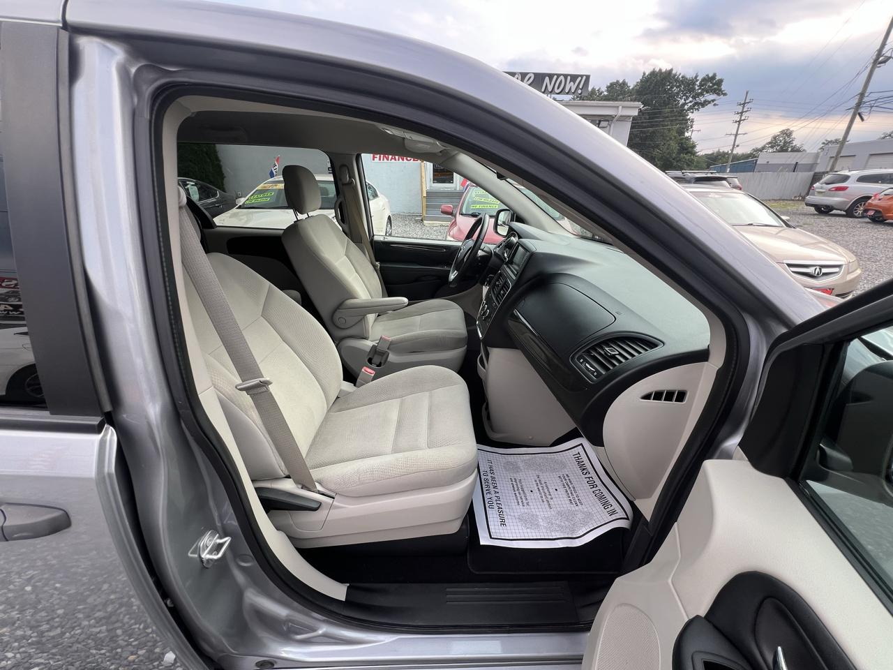 Dodge Grand Caravan SE 2019