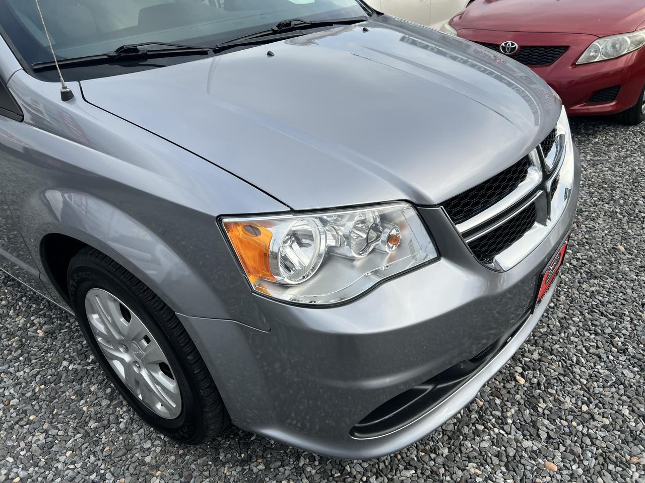 Dodge Grand Caravan SE 2019