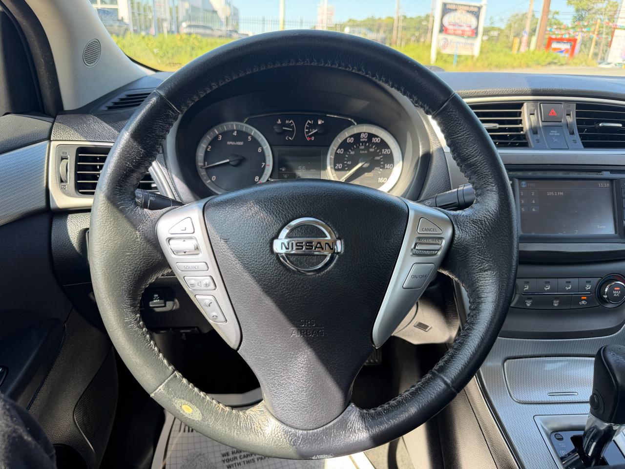 Nissan Sentra SR 4D Sedan 2014