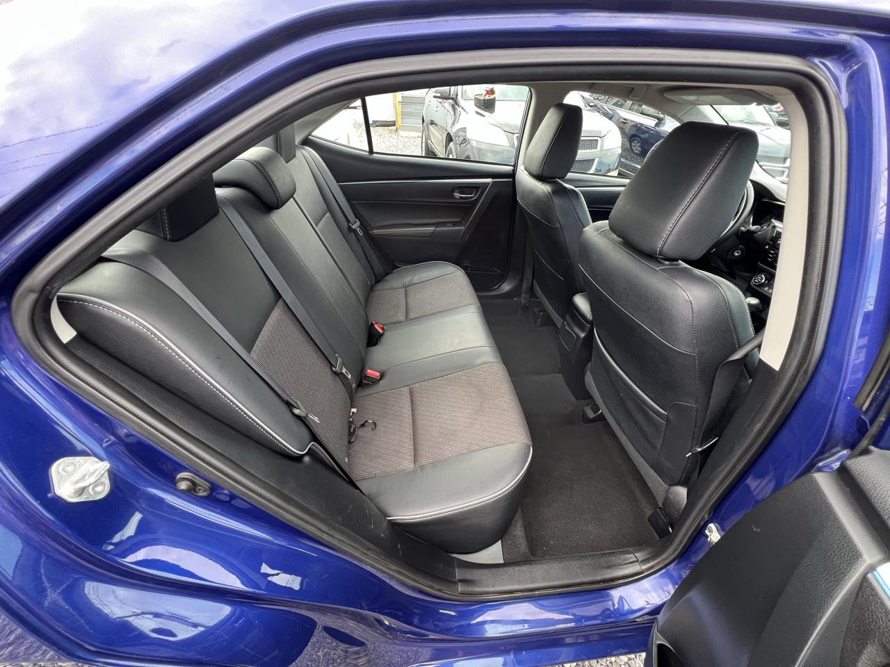 Toyota Corolla 4dr Sdn Auto S (Natl) 2014