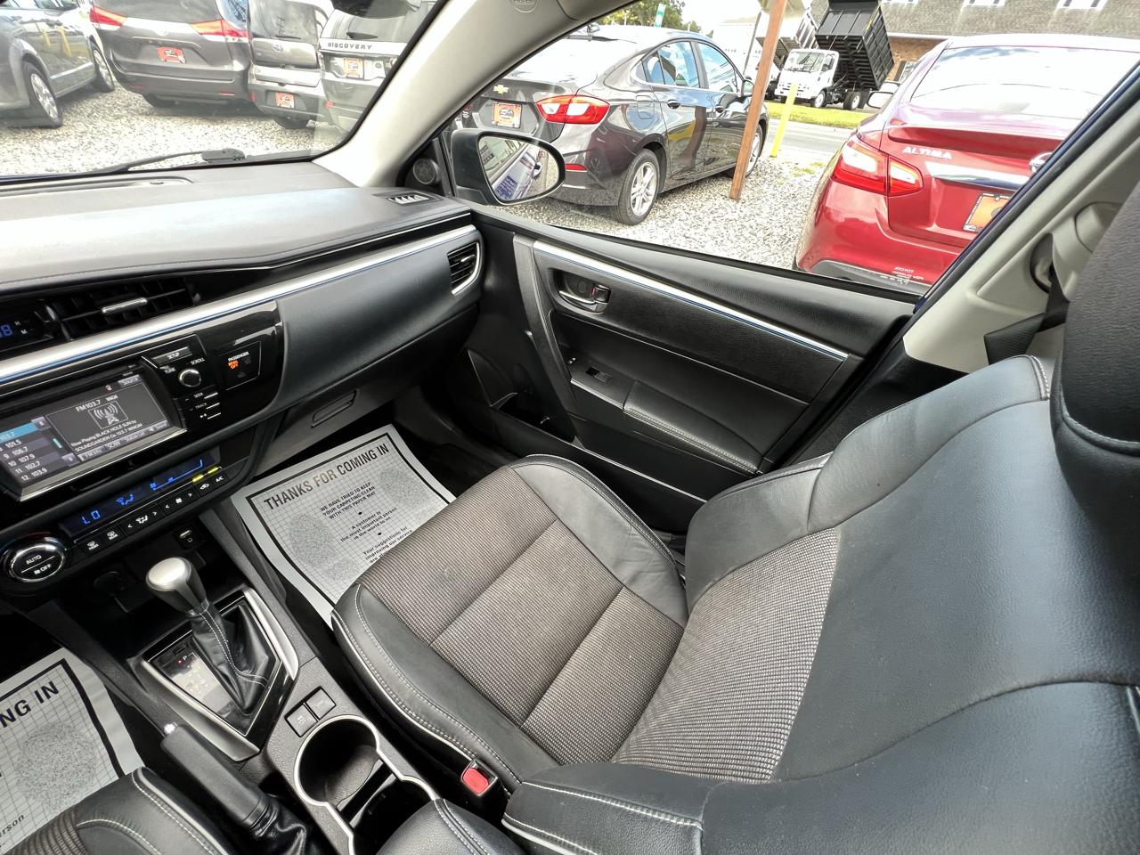Toyota Corolla 4dr Sdn Auto S (Natl) 2014