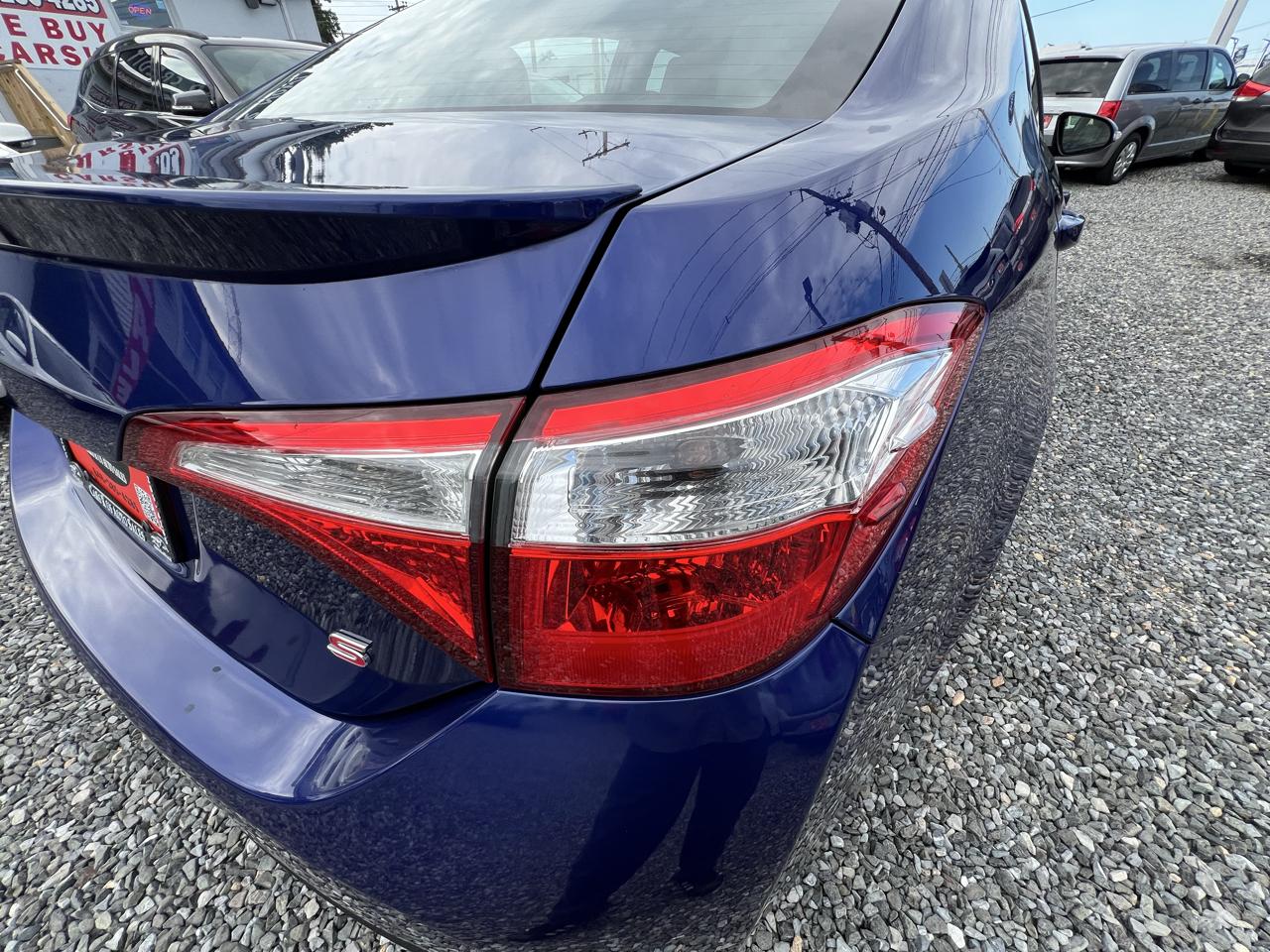 Toyota Corolla 4dr Sdn Auto S (Natl) 2014