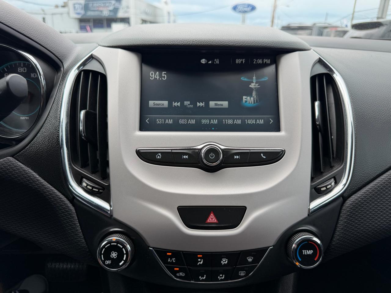 Chevrolet Cruze LS Auto 2017