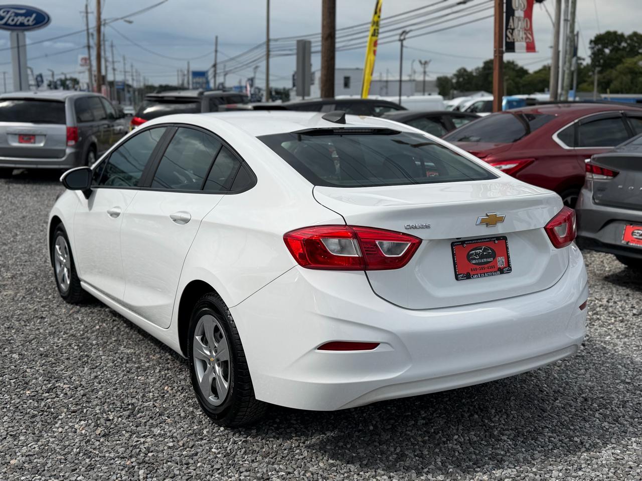Chevrolet Cruze LS Auto 2017