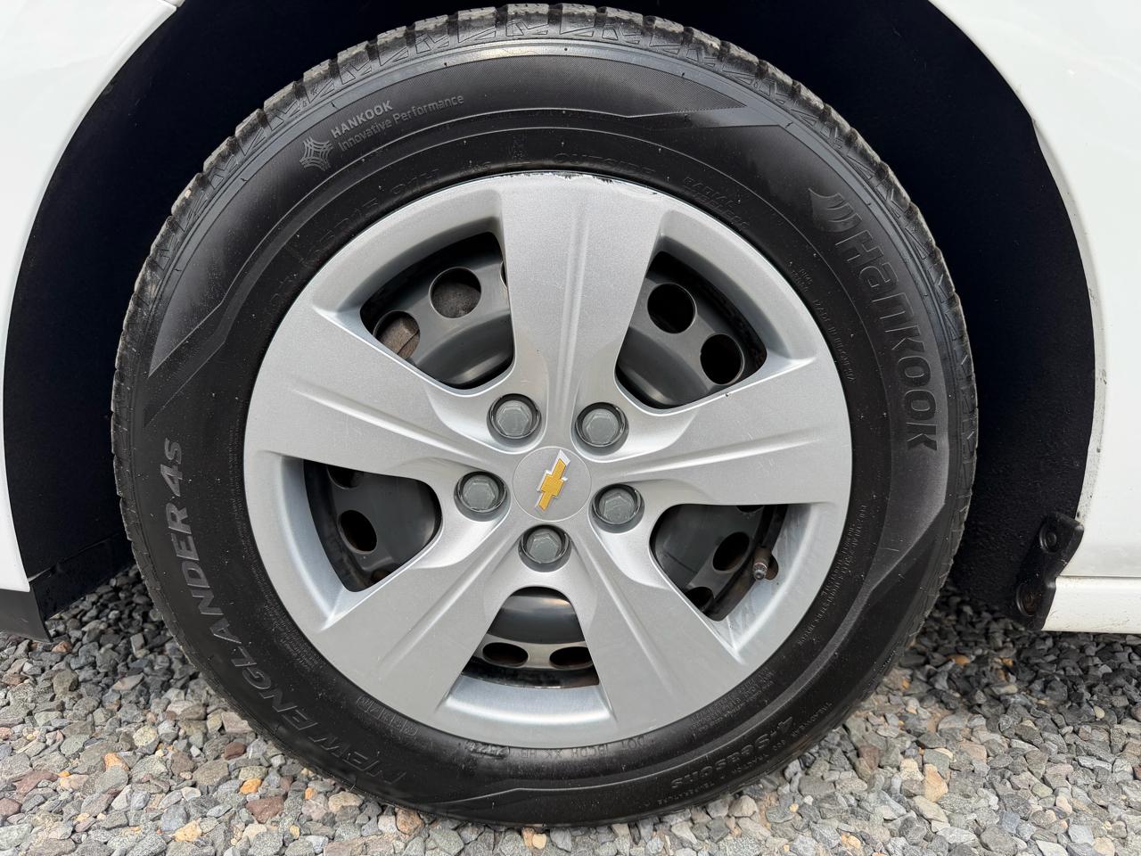 Chevrolet Cruze LS Auto 2017