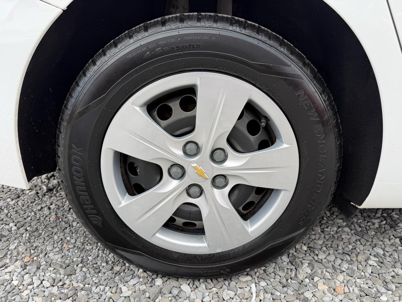 Chevrolet Cruze LS Auto 2017