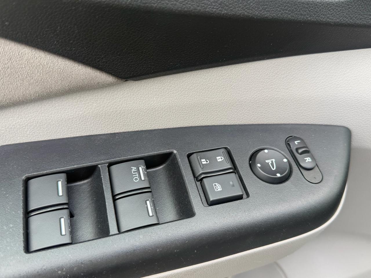 Honda CR-V EX 4WD 5-Speed AT 2014