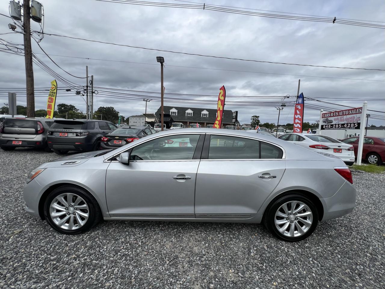 Buick LaCrosse Base 2015