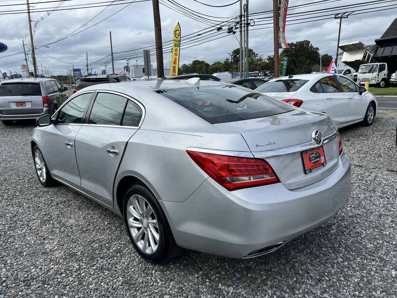 Buick LaCrosse Base 2015