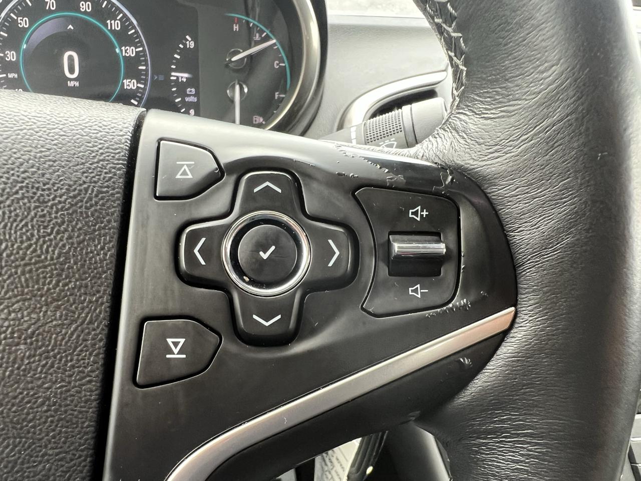 Buick LaCrosse Base 2015