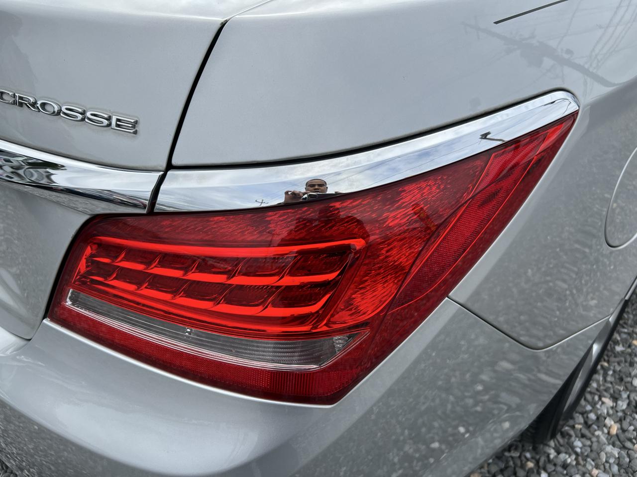 Buick LaCrosse Base 2015