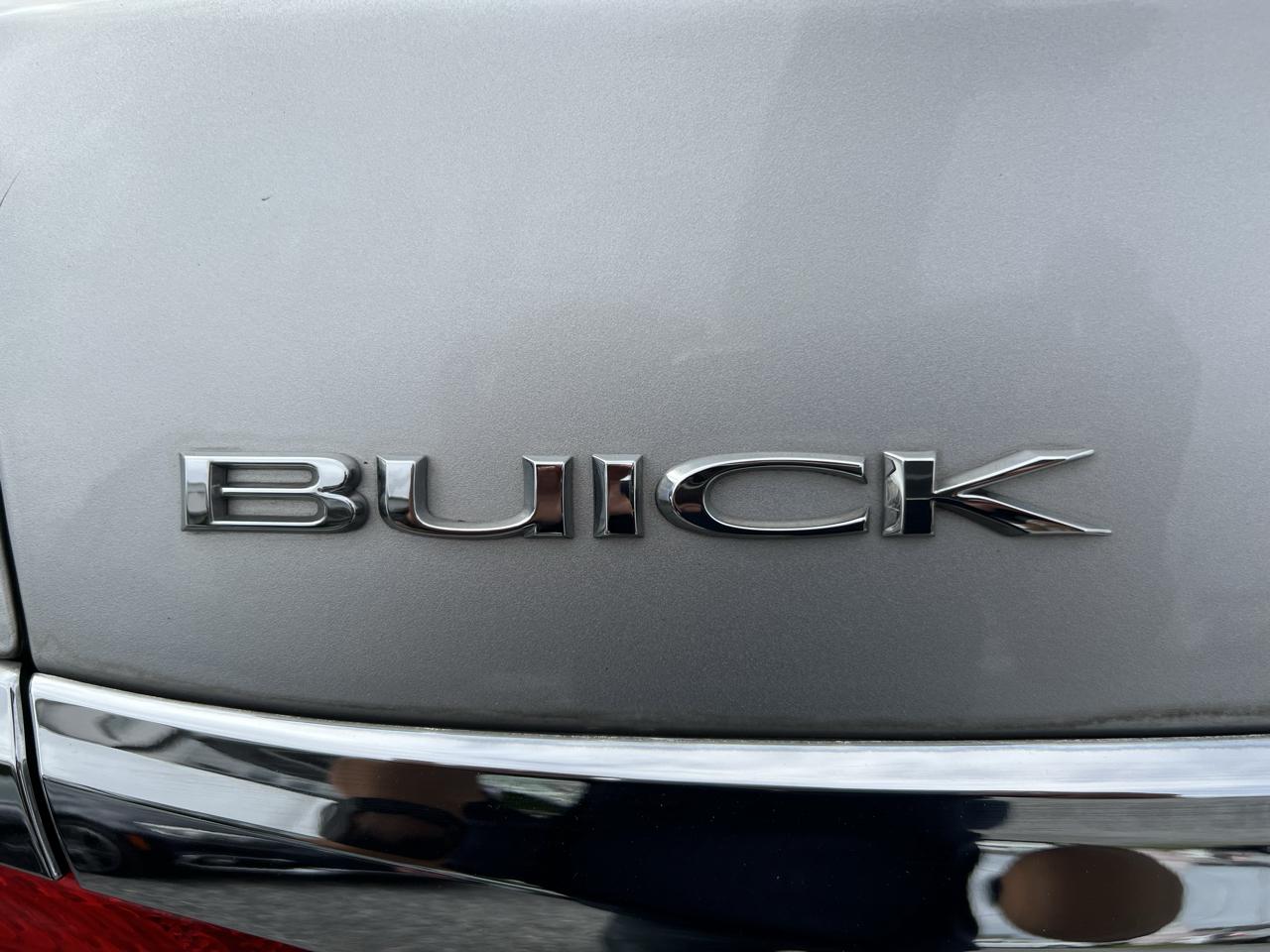 Buick LaCrosse Base 2015