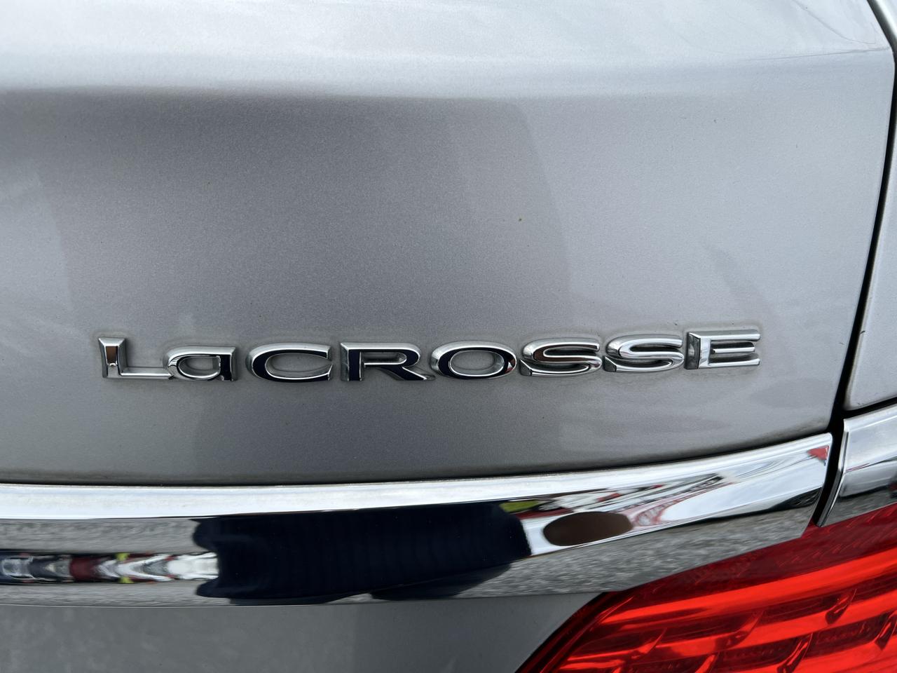 Buick LaCrosse Base 2015