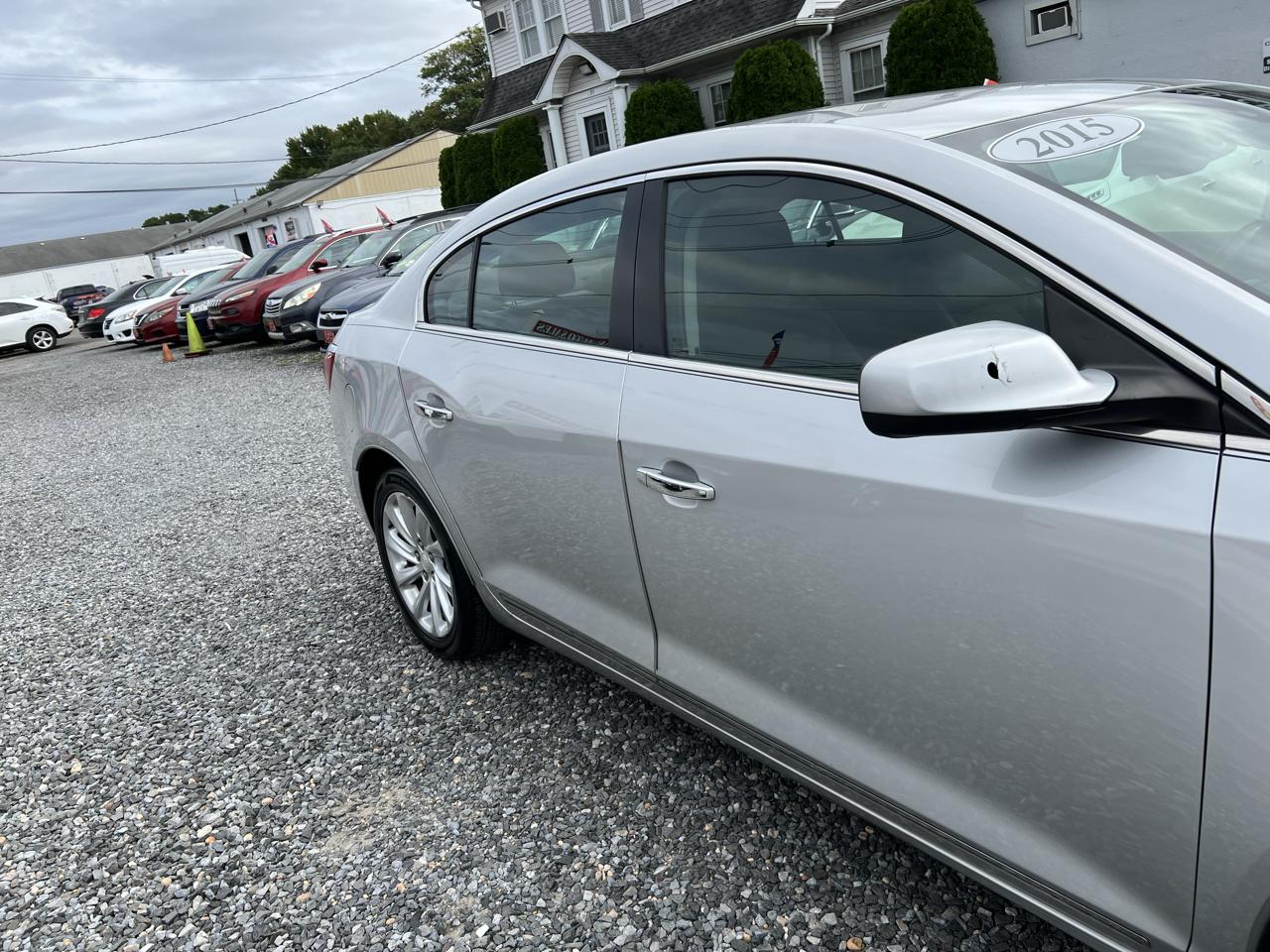 Buick LaCrosse Base 2015