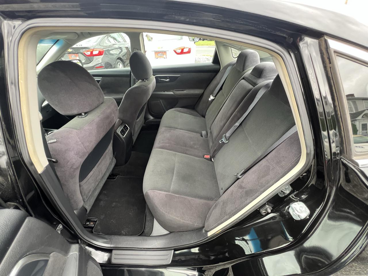Nissan Altima 2.5 SV 2013