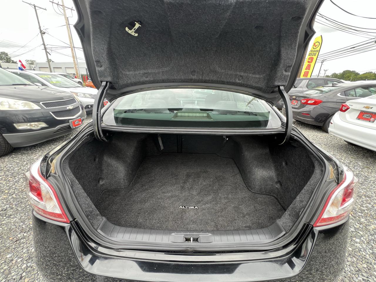 Nissan Altima 2.5 SV 2013