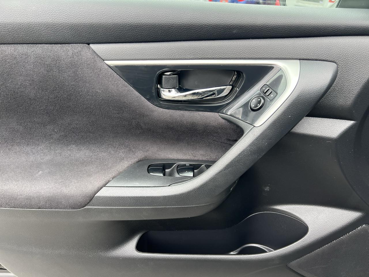 Nissan Altima 2.5 SV 2013