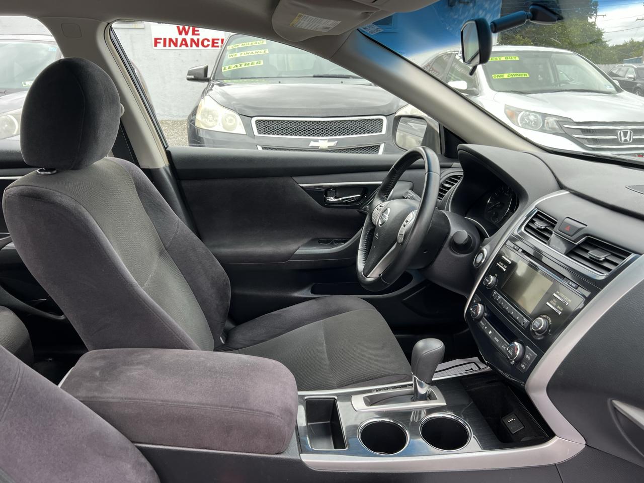 Nissan Altima 2.5 SV 2013
