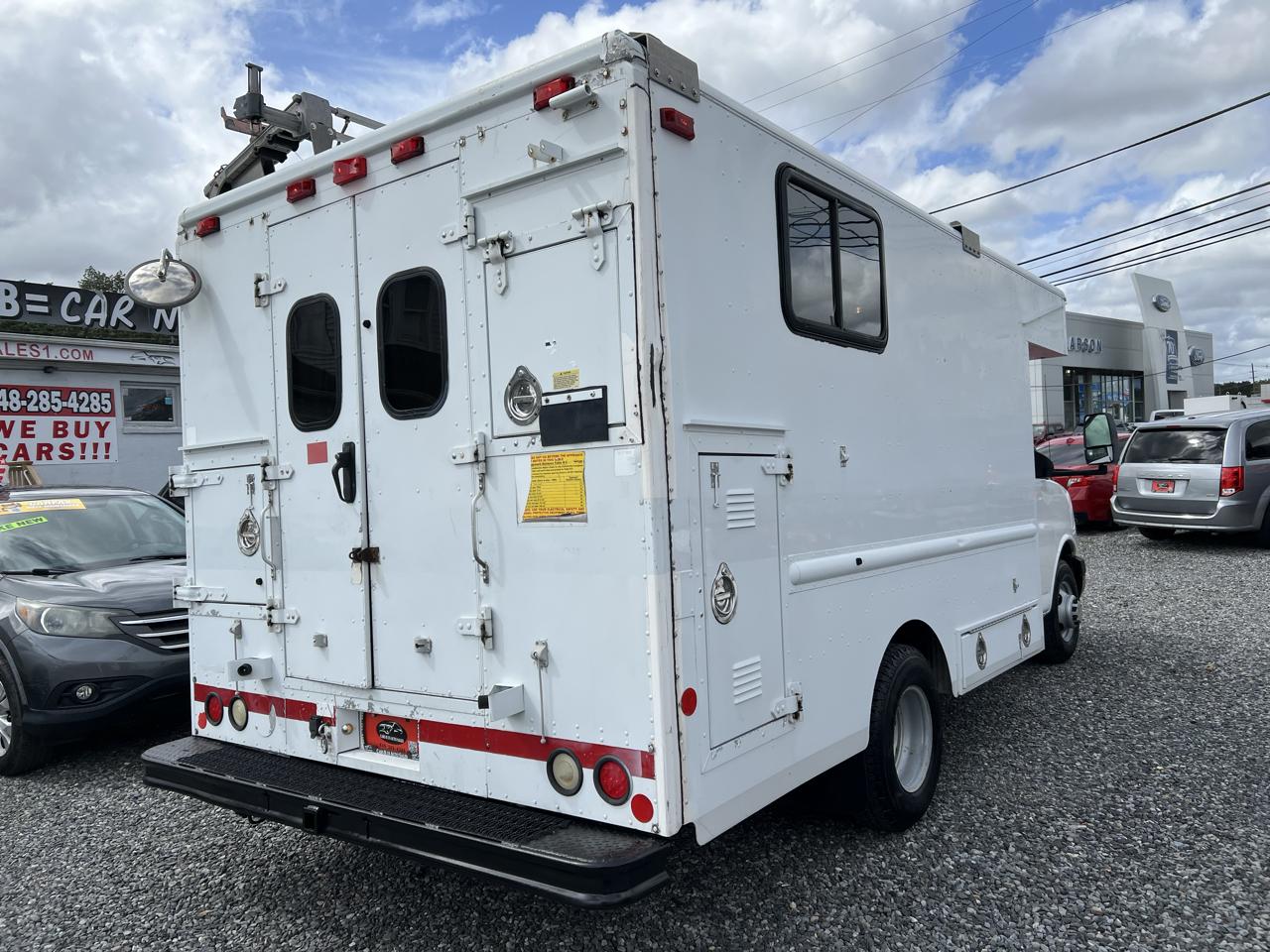 Chevrolet Express G3500 2009
