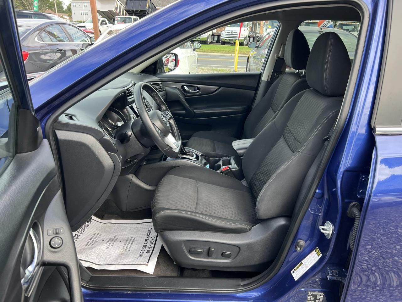 Nissan Rogue SV AWD 2018