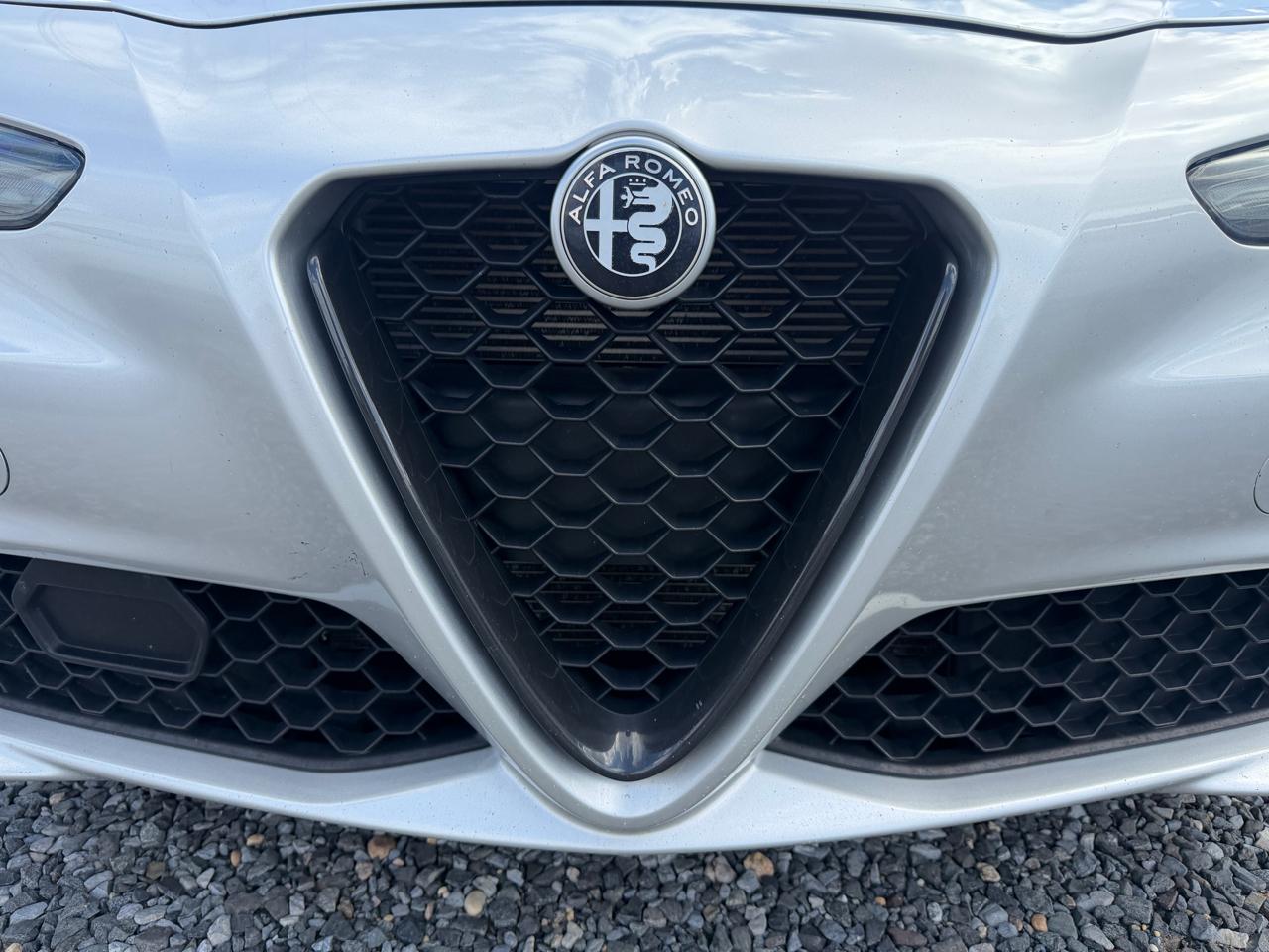 Alfa Romeo Giulia Base AWD 2019