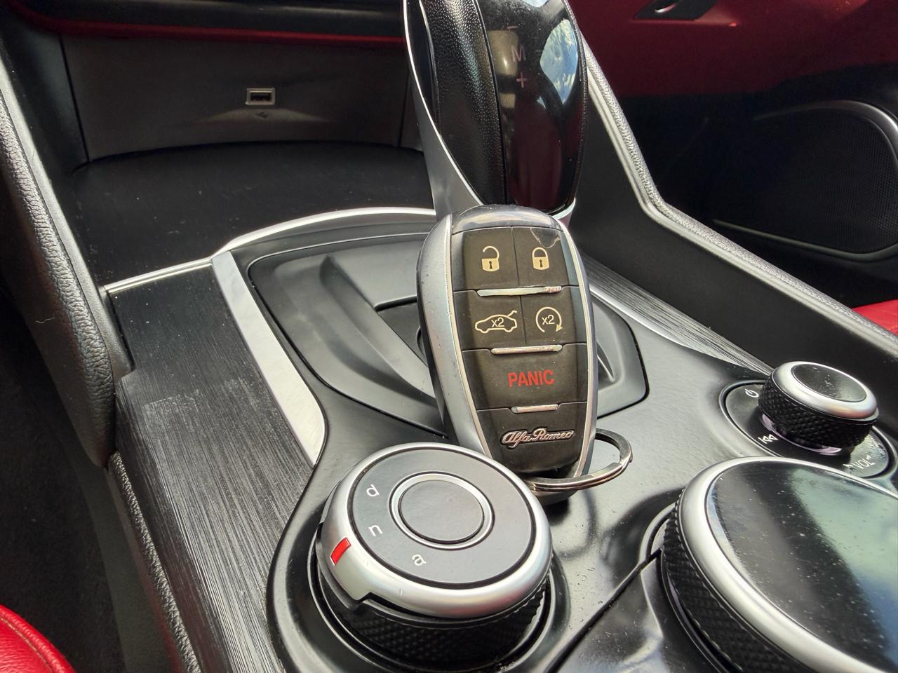 Alfa Romeo Giulia Base AWD 2019