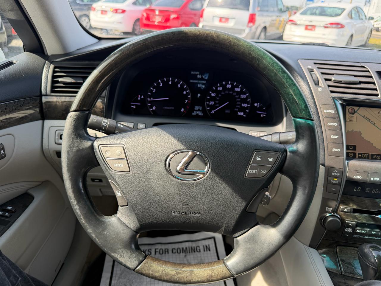 Lexus LS 460 Luxury Sedan 2007