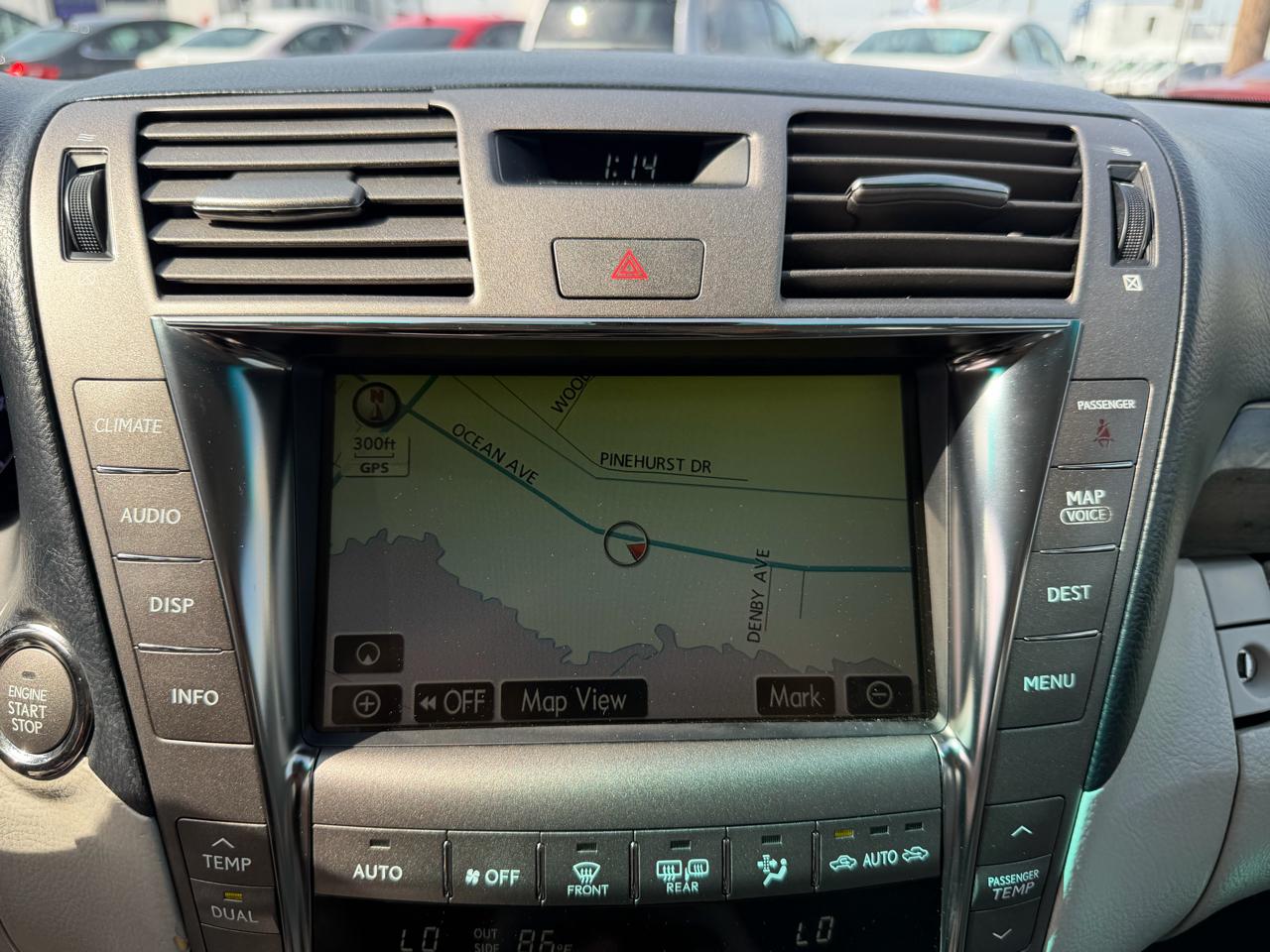 Lexus LS 460 Luxury Sedan 2007