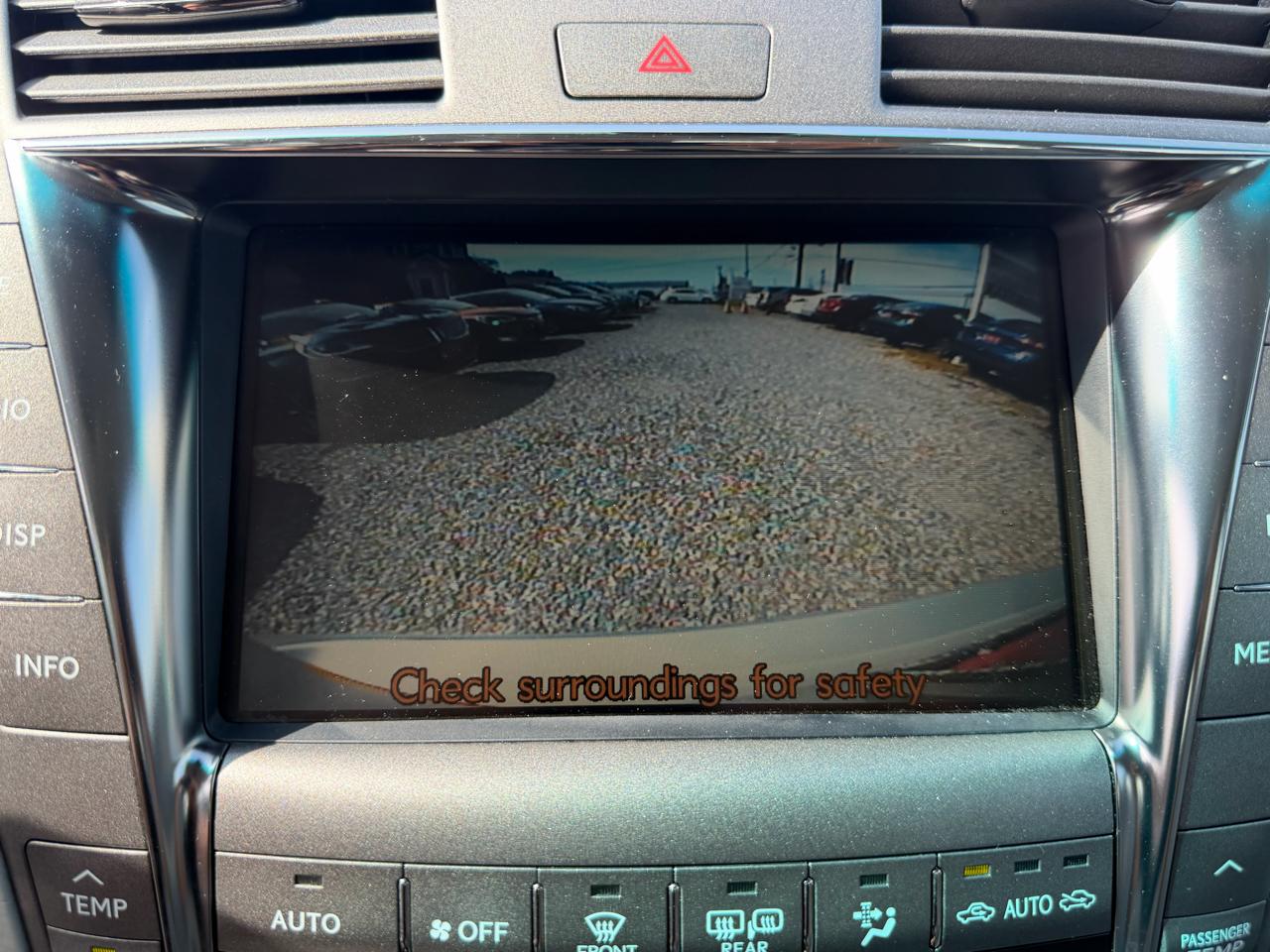 Lexus LS 460 Luxury Sedan 2007